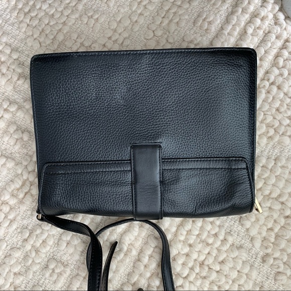 Kate Spade Purse **broken strap one side - Picture 4 of 5